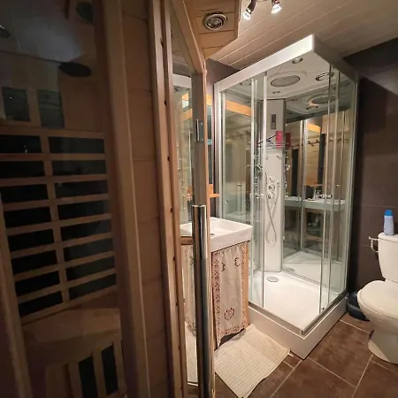 Les Silenes Pyrenes 2000 Meuble Touristique 4 Etoiles Lejlighed *